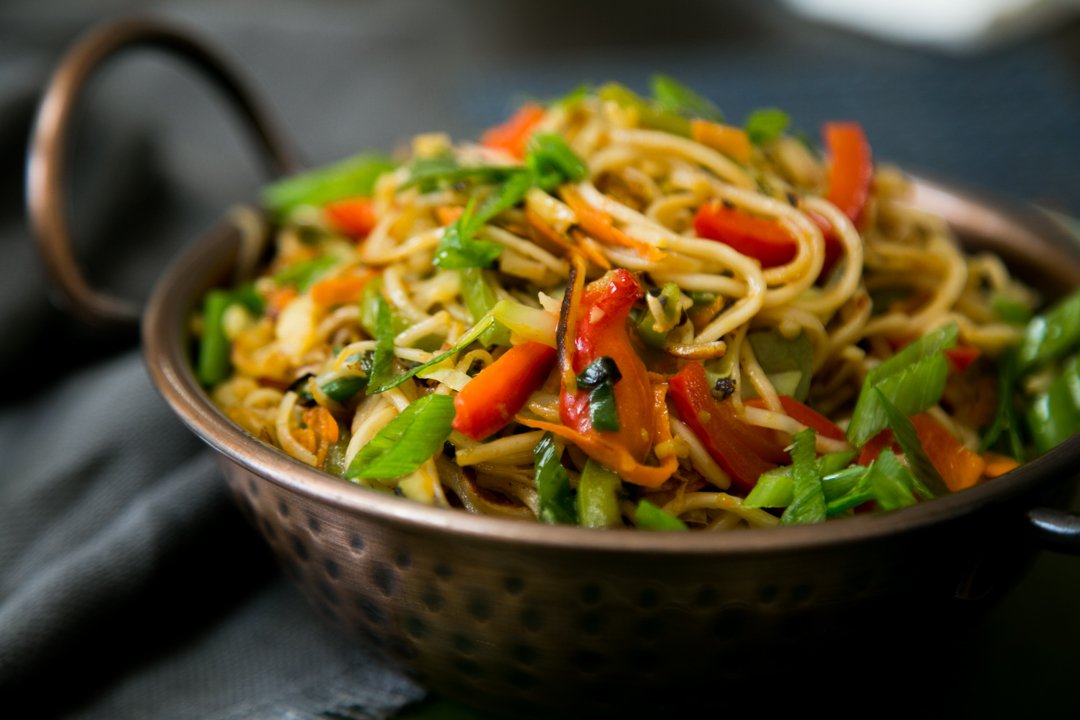 Veg Hakka Noodles – Desi Hut